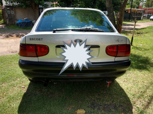 Ford Escort 1997 1.8 Clx 5 P