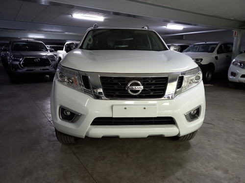 Imagen 2 de 15 de Nissan Frontier 2.3 Le Cd 4x4 At 2022