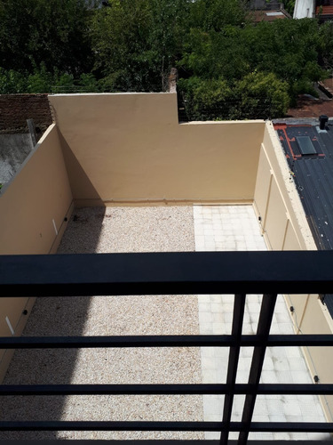 Imagen 16 de 30 de Departamento Dos Ambientes Quilmes