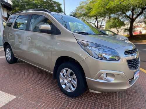 Imagen 2 de 21 de Chevrolet Spin Ltz 1.8 2013 15.000km