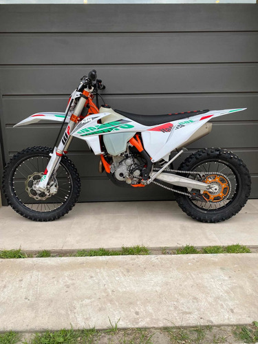 Imagen 2 de 10 de Ktm Exc 250 Six Days 2021