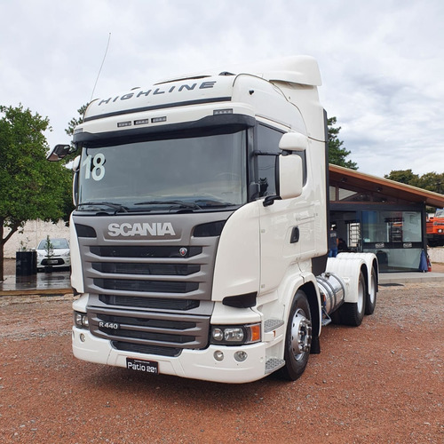 Imagem 2 de 22 de Caminhão R440 Highline Scania 440 Cavalo 6x2 Trucado 2018
