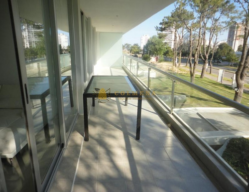 Apartamento En Be Punta - Tres Dormitorios En Venta Punta Del Este-ref:2692