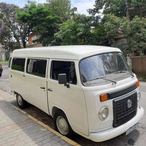 Volkswagen Kombi 2012 1.4 Lotação 12 Lugares