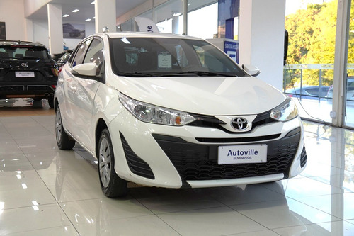 Toyota Yaris 1.3 16V FLEX XL LIVE MULTIDRIVE
