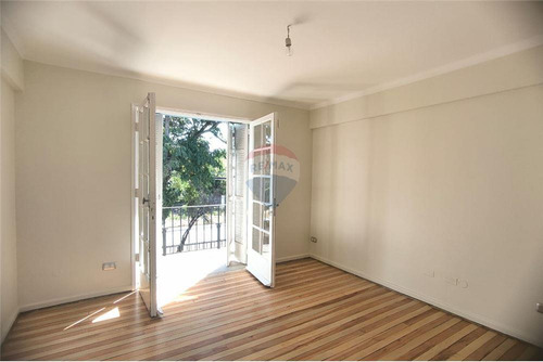 Gran Y Remodelada Casa En Ñuñoa