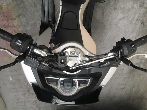 Imagem 5 de 15 de Honda Pcx 150
