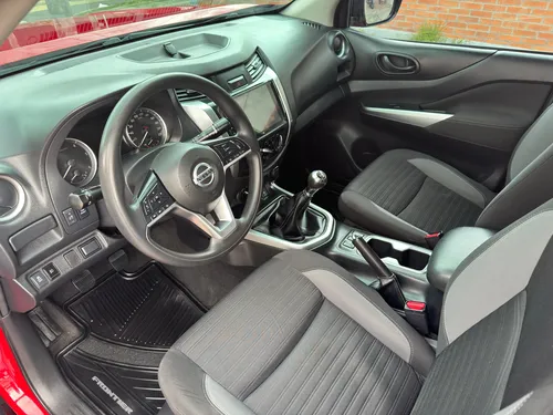 Nissan Frontier 2.5 Se