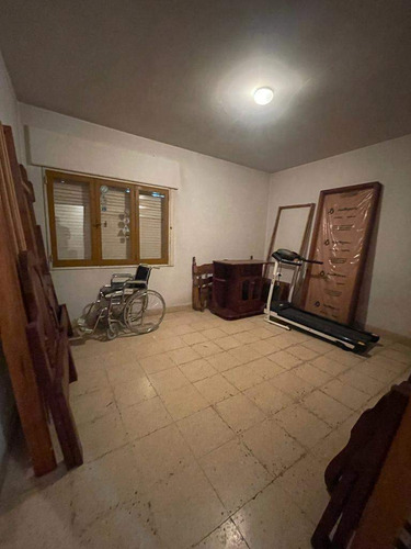 Venta De Casa 3 Dorm. Dpto Con 2 Dorm. En Bº Granja De Funes