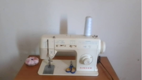 Máquina De Coser Singer Facilita Modelo 2630c