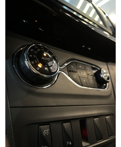 Renault Sandero 1.6 16V SCE FLEX INTENSE X-TRONIC