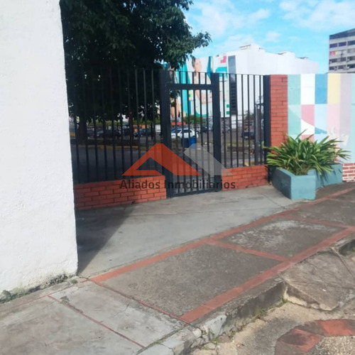 Apartamento En Alquiler - Alta Vista