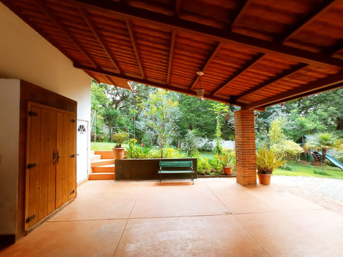 Imagen 25 de 30 de Vendo Hermosa Casa De Campo, En Excelente Estado, Comoda, Confortable, Rodeada De Entorno Natural