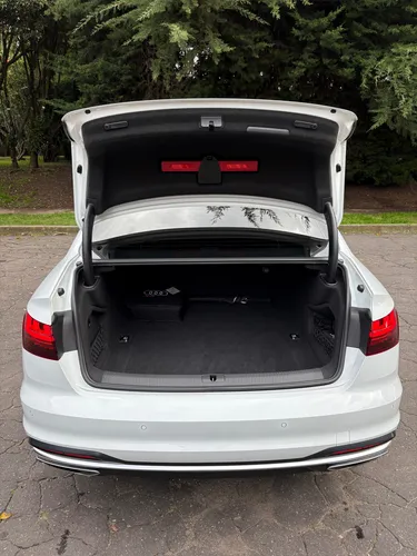 Audi A4 2.0 40 Tfsi Advance Stronic Mhev