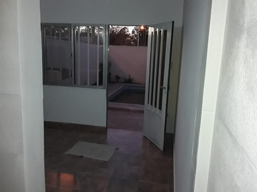 Imagen 2 de 8 de Excelente Casa En El Centro De La Ciudad De Sauce Viejo