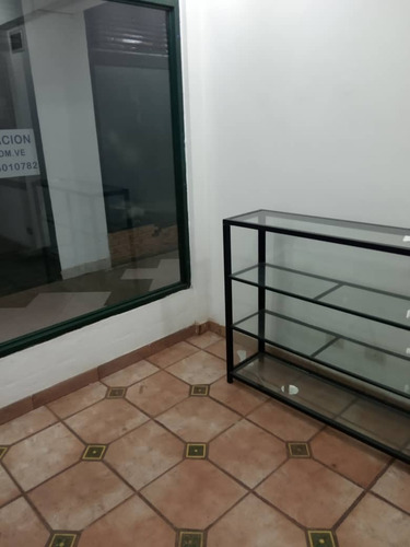 Imagen 4 de 5 de Local Centro Comercial Rosalito