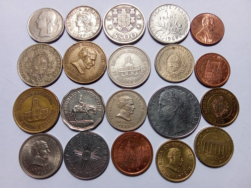 20 Moedas Antigas Estrangeiras Diversos Países (Usado)
