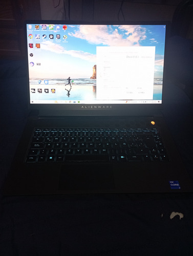 Laptop Alienware M15 R7 Gris (Usado)