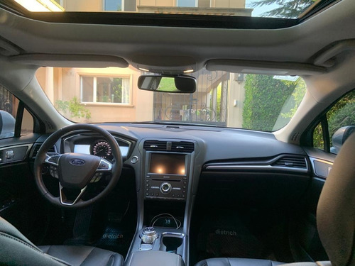 Ford Mondeo Titanium
