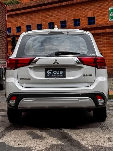 Mitsubishi Outlander 2.0 Kaiteki