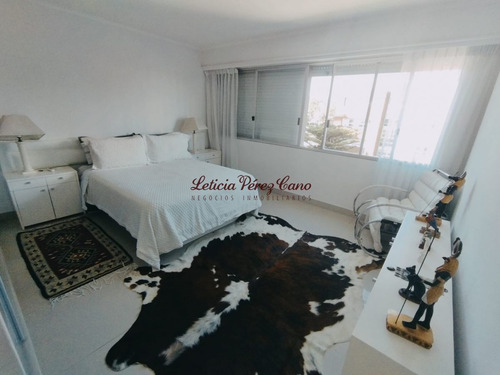 Imagen 25 de 28 de Venta Apartamento 3 Dormitorios En Playa Mansa, Punta Del Este