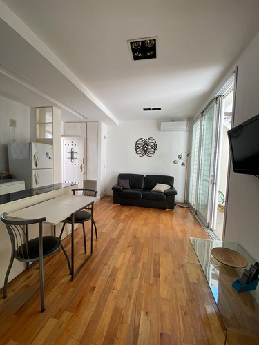 Venta Ph Tipo Casa 2 Ambientes 1 Dormitorio Refaccionado Patio Terraza Parrilla Lavadero - Vicente Lopez Bajo Zona Rio Aristobulo Del Valle 1265