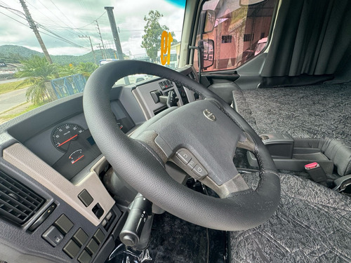 Volvo Vm 330 Bitruck 8x2 Ano 2019