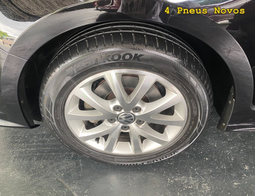 Imagem 21 de 25 de Volkswagen - Jetta 2.0 Trendline Tiptronic Flex Aut. - 2016