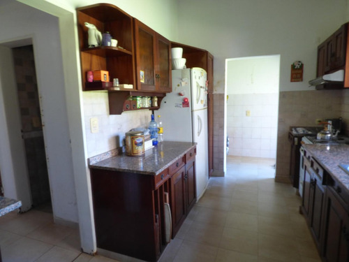 Imagen 18 de 30 de Casa De 3 Dormitorios En Villa Elisa Calle 28 E / 409 Y 411 - Dacal Bienes Raíces