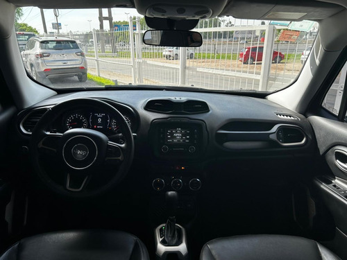 Imagen 9 de 20 de Jeep Renegade Longitud 1.8 At6 Jf