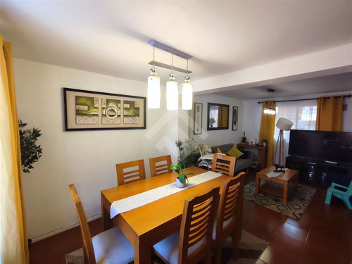 Casa En Venta De 3 Dorm. En Puente Alto
