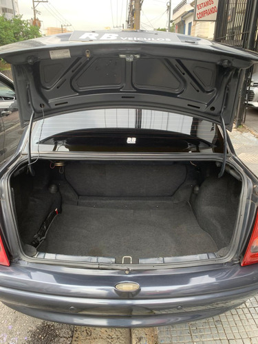 Chevrolet Corsa Classic 1.0 Life Flex Power 4p