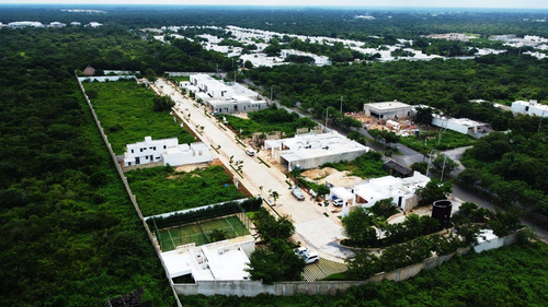 Terreno En Venta En Fiora Residencial Cholul Listo Para Construir