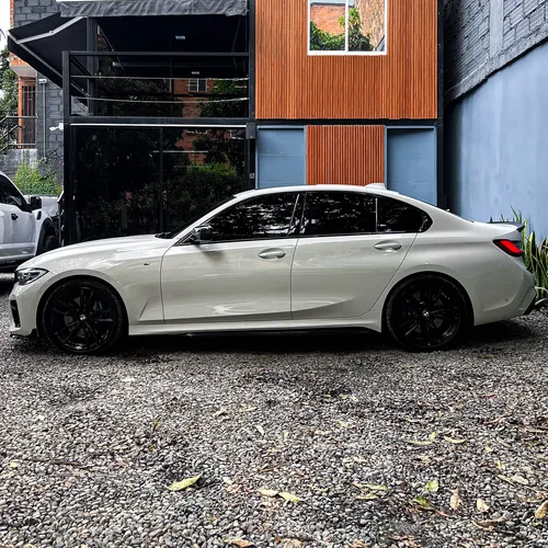 BMW Serie 3 3.0 340i F30 Lci Sportline