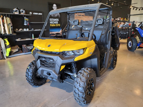 Imagen 6 de 16 de Can Am Defender Hd9 Dps