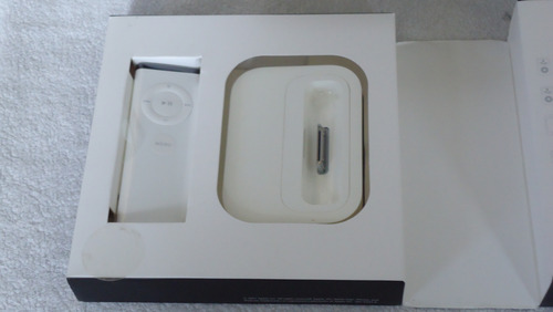 Apple Mb125g/a Dock Universal Con Control 30 Pins (Usado)