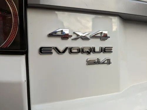 Land Rover Evoque 2.0 Pure Si4