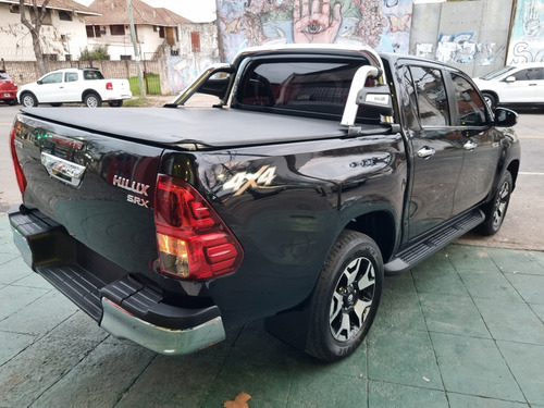 Toyota Hilux 2.8 Cd Srx 177cv 4x4 At