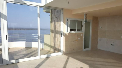 Imagen 11 de 30 de Atlantis Rosario - Duplex - Vista Franca Al Rio!