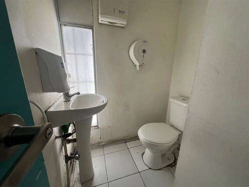 Local Comercial En Arriendo En Vitacura
