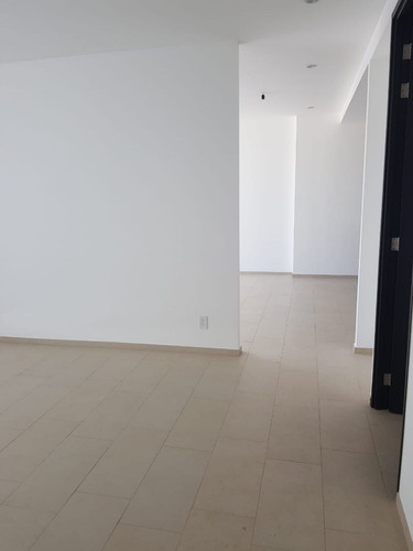 Imagen 7 de 14 de Renta Departamento - Constituyentes Queretaro