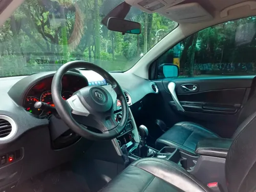 Renault Koleos 4x4 DYNAMIQUE PLUS CAJA SEXTA MECÁNICA REFULL DVD