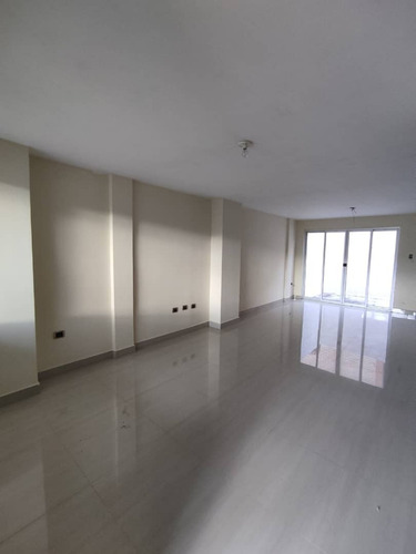 Imagen 8 de 14 de Pieranyela Rodriguez Vende Townhouse En San Diego, Conjunto Residencial Villa La Fontana C-4543