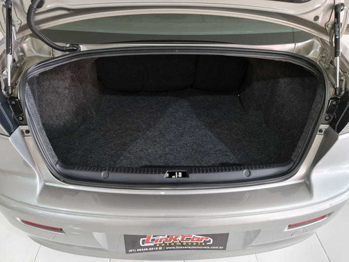 Imagem 13 de 15 de Mitsubishi Lancer Gt 2.0 Aut 2017