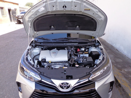 Imagen 9 de 10 de Toyota Yaris G 2022 Automático