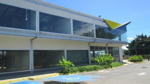 Imagen 10 de 17 de Local Grande A Estrenar 260m Douglas Rivero D.r.