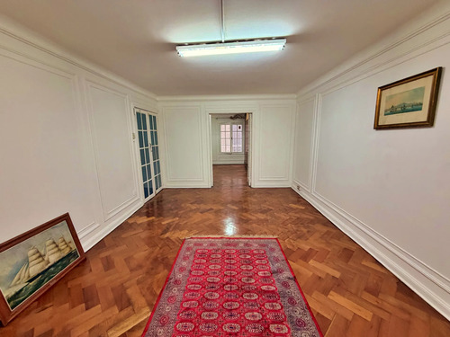 Jaime Eyzaguirre/alameda - Oficina 1er Piso 4 Privados+salon