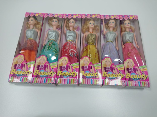 Imagen 1 de 7 de 6 Muñecas Barbie Maciza Economica Para Donaciones Regalos