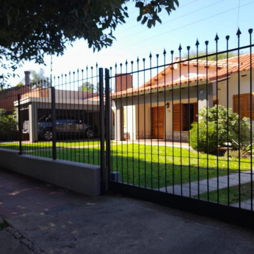 Casa En Venta De Tres Dormitorios, Granja De Funes, Zona Norte, Córdoba