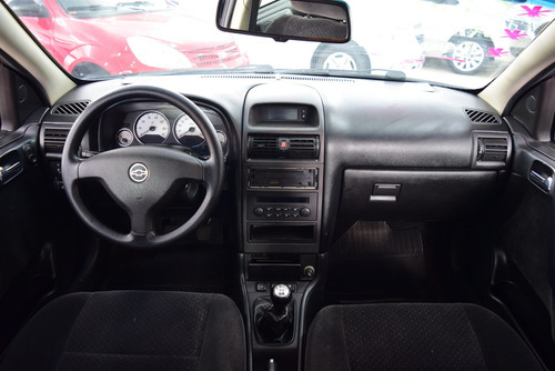 Chevrolet Astra 2.0 Mpfi Advantage 8v Flex 4p Manual